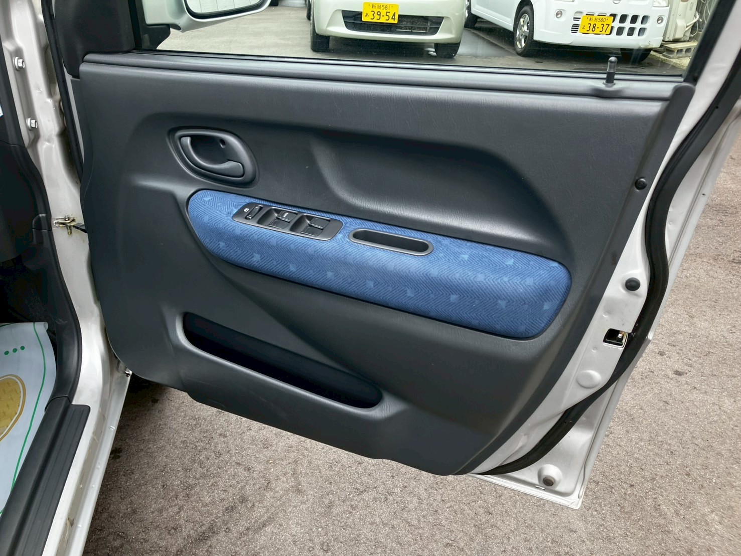車の画像