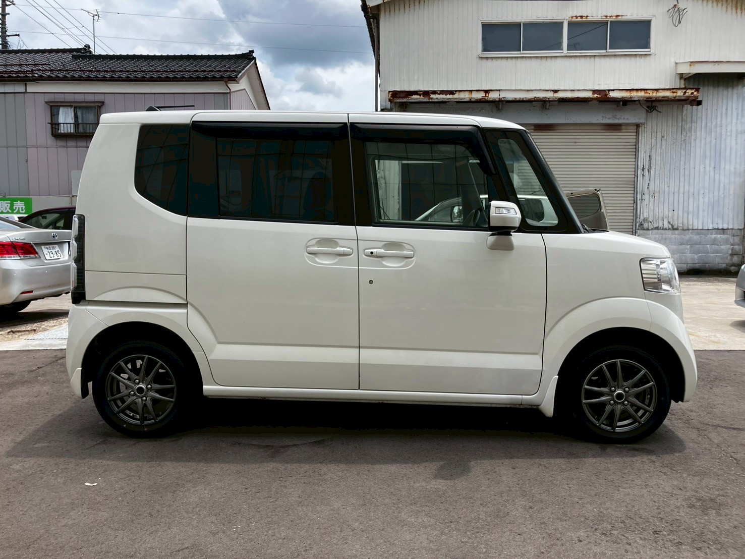 車の画像