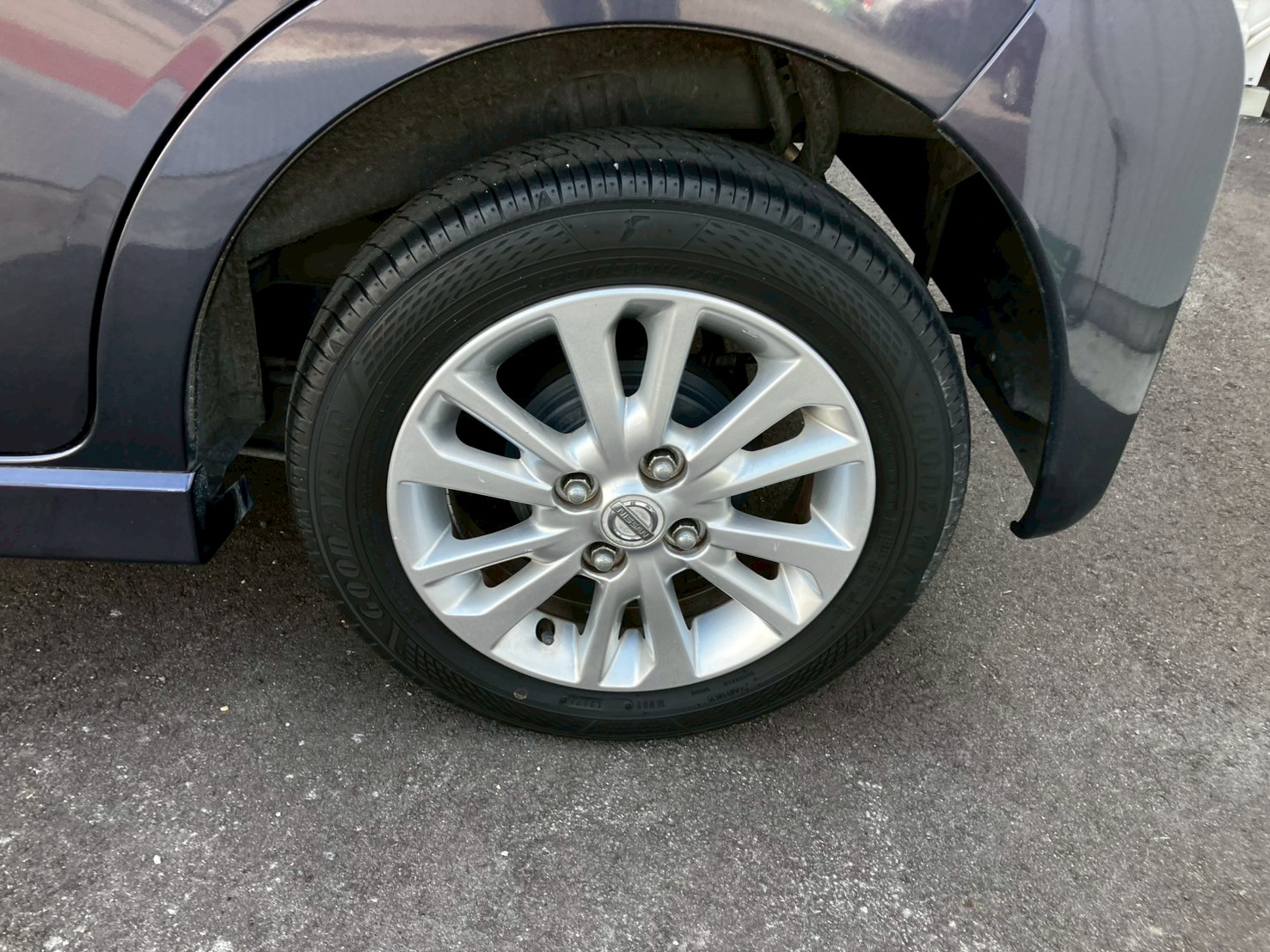 車の画像