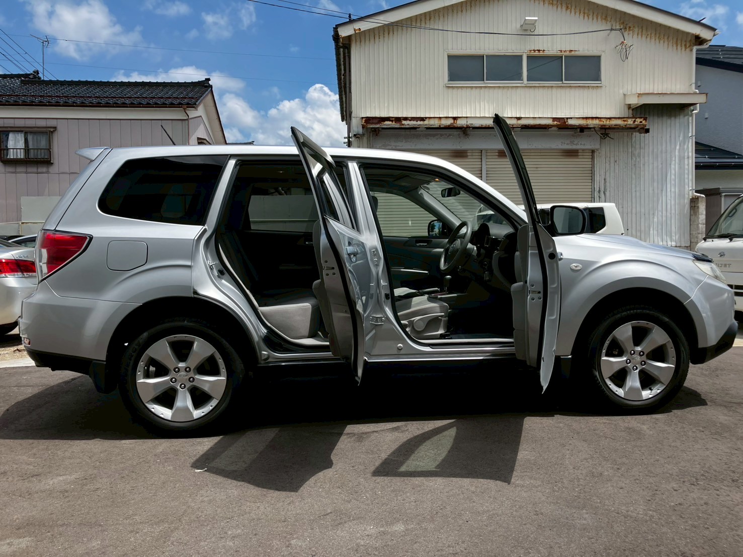 車の画像