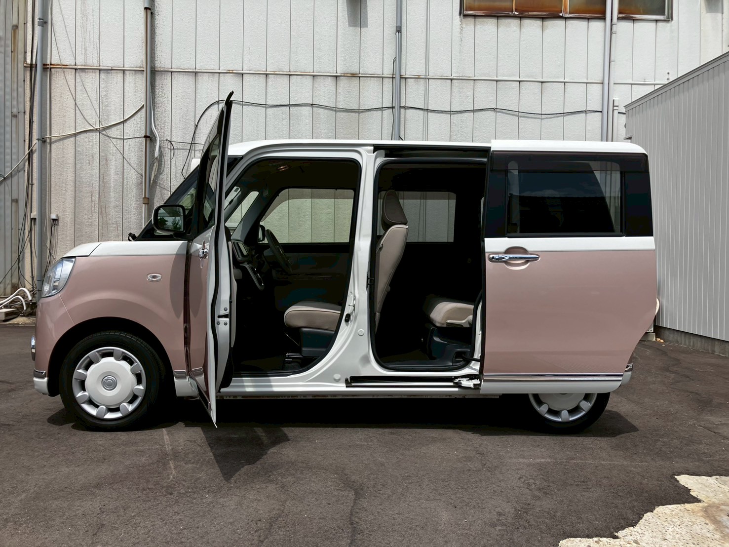 車の画像