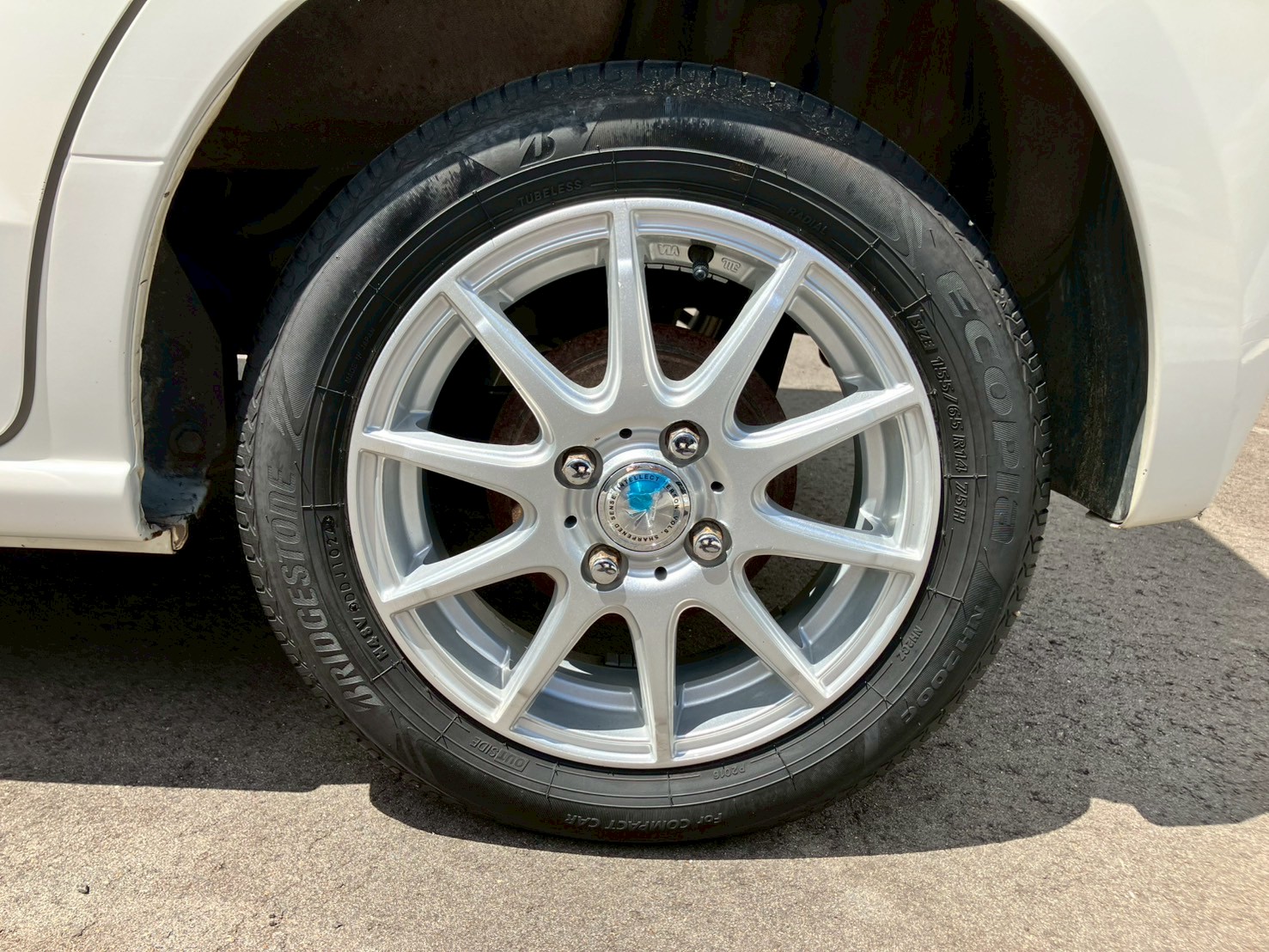 車の画像