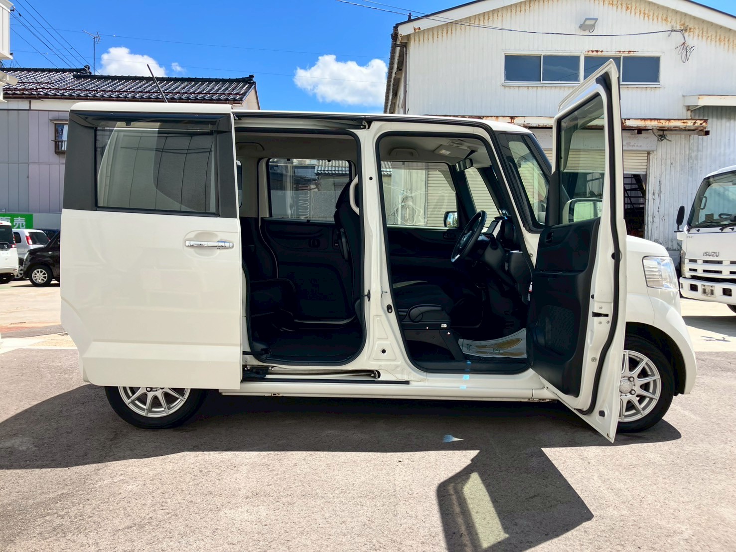 車の画像