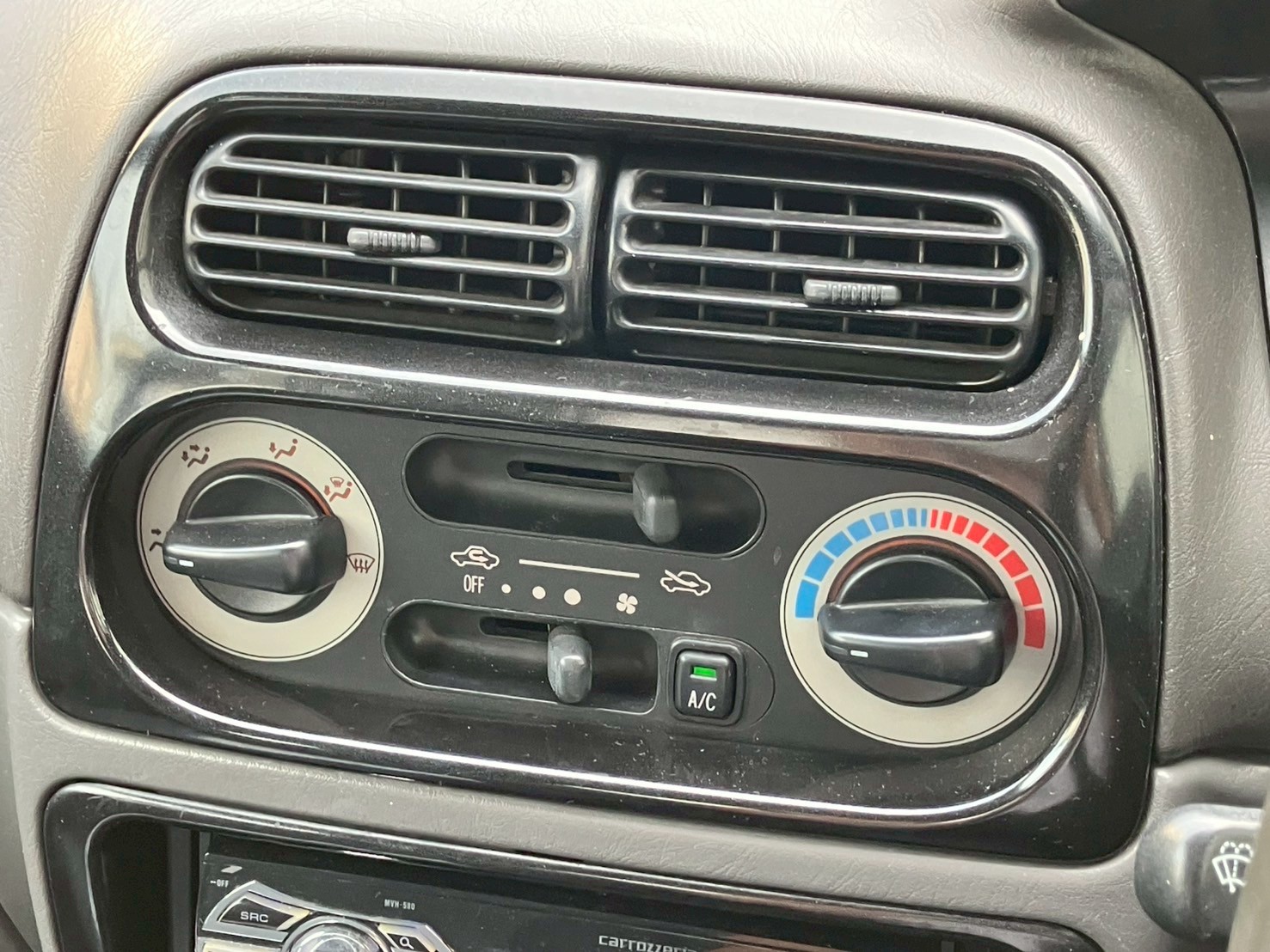 車の画像