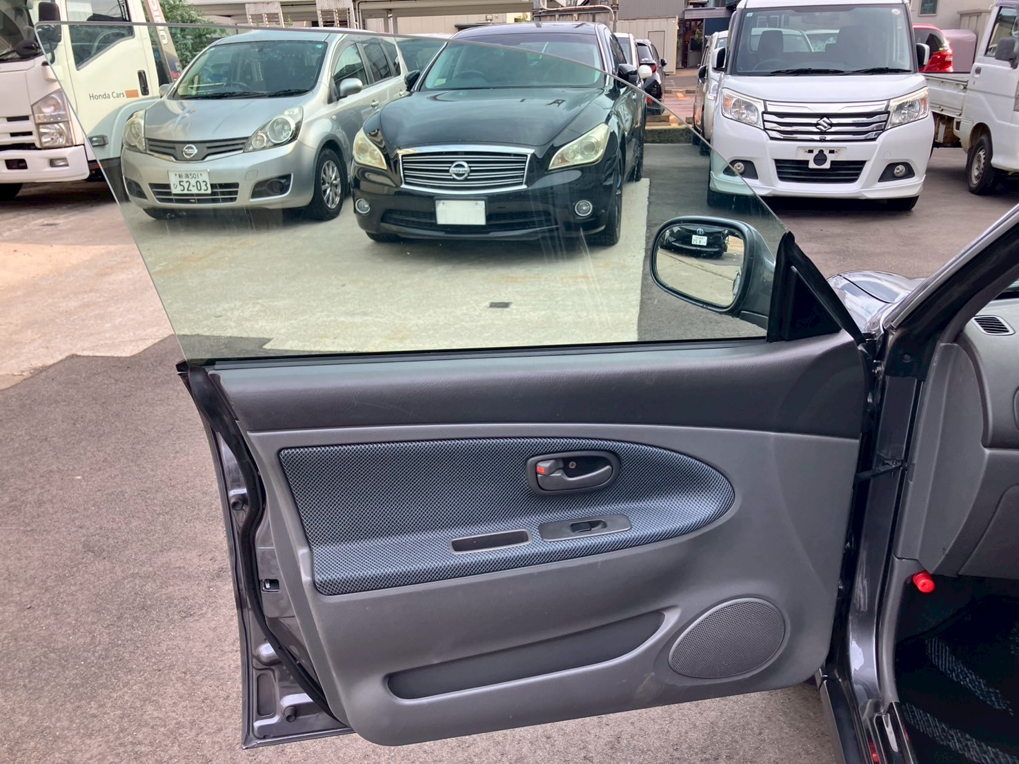 車の画像