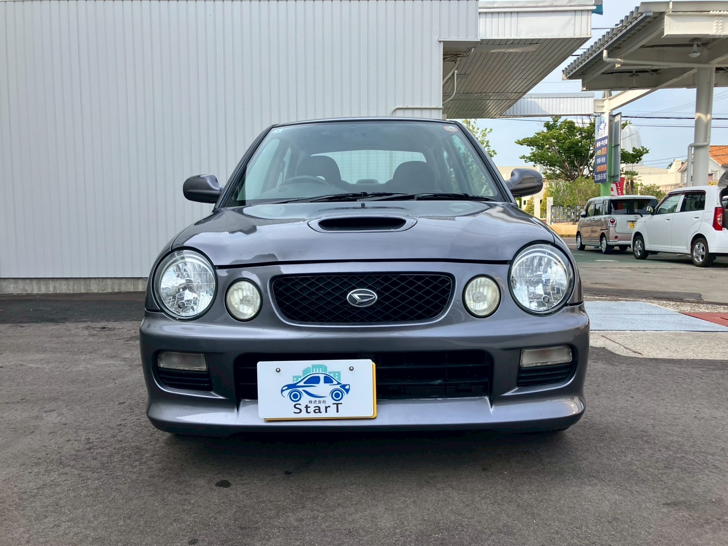 車の画像