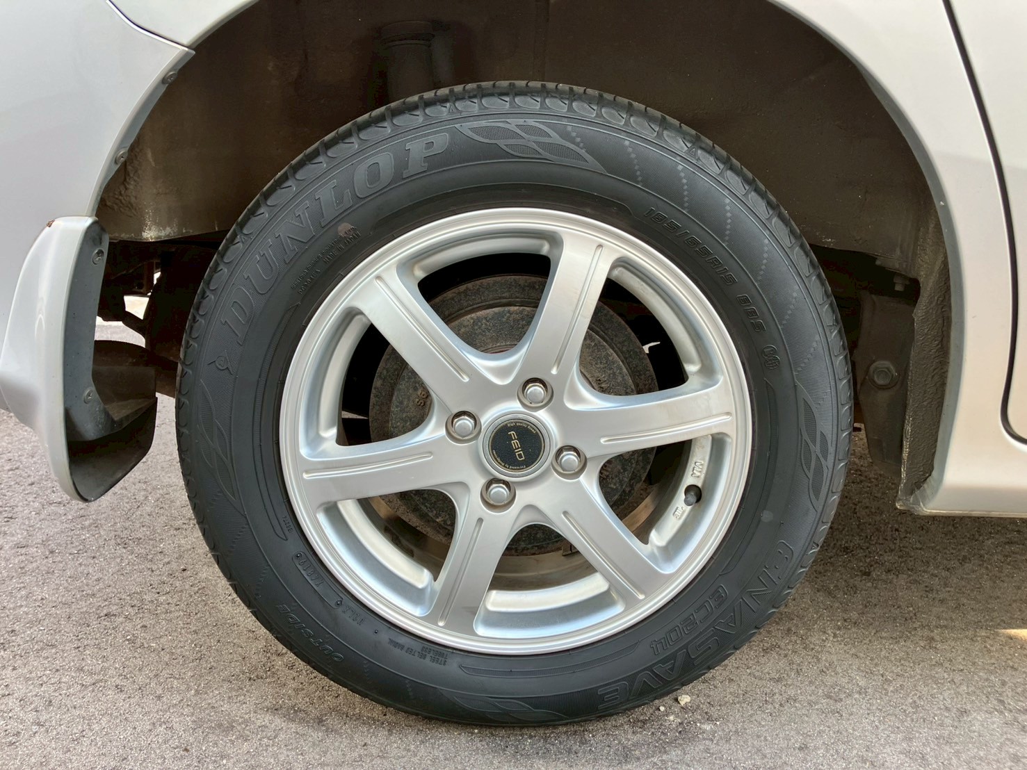 車の画像