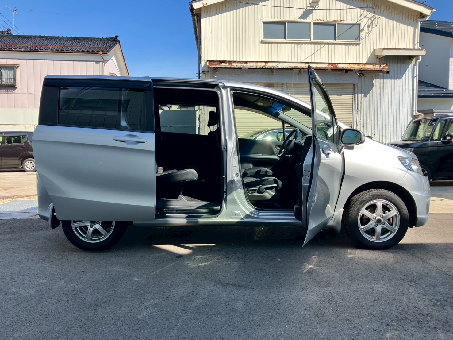 車の画像