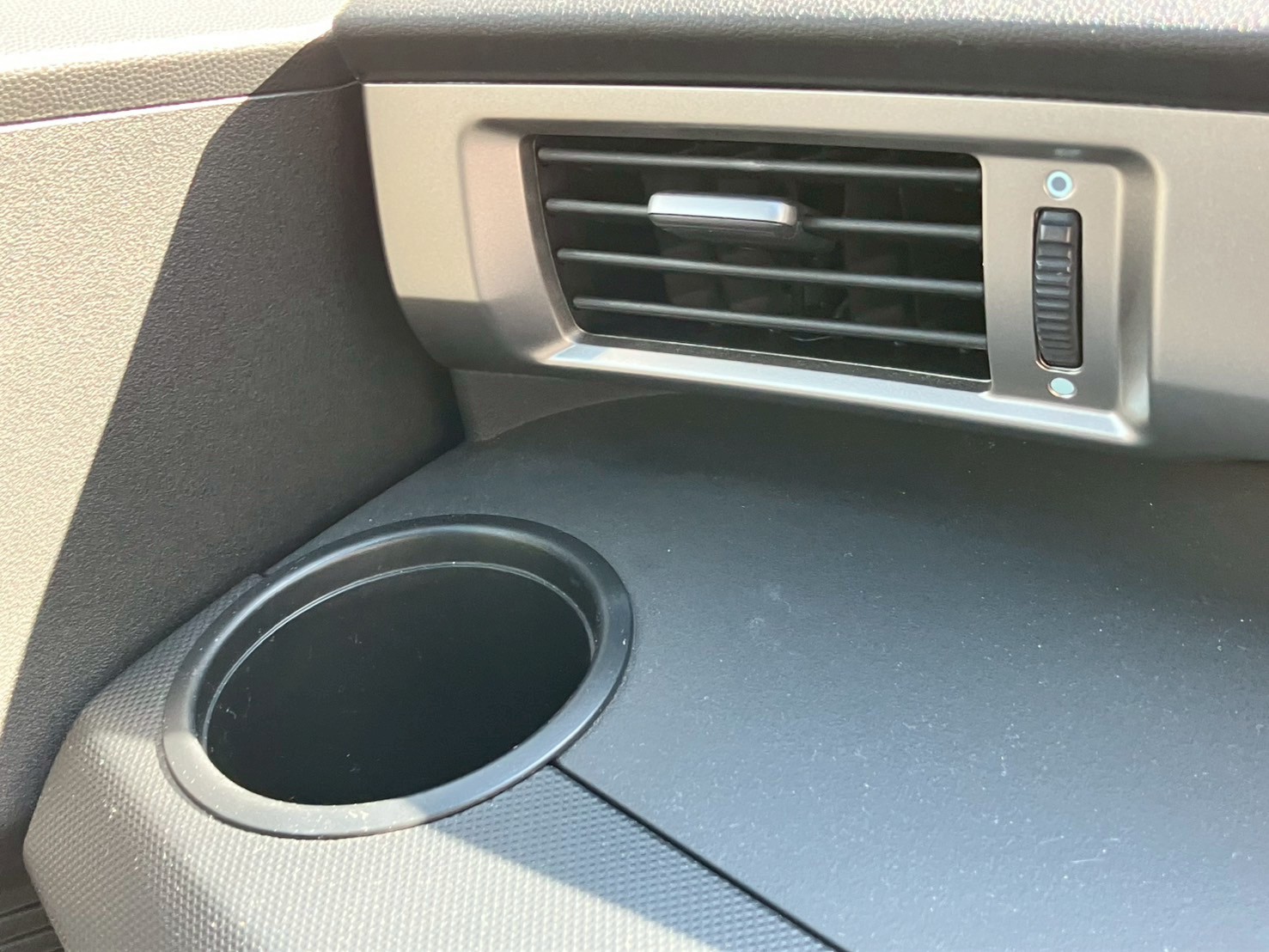 車の画像
